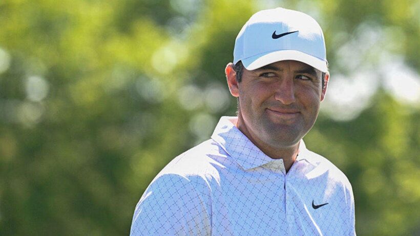 Scottie Scheffler's shoes at PGA Championship pay tribute to one of the wildest stories in golf history