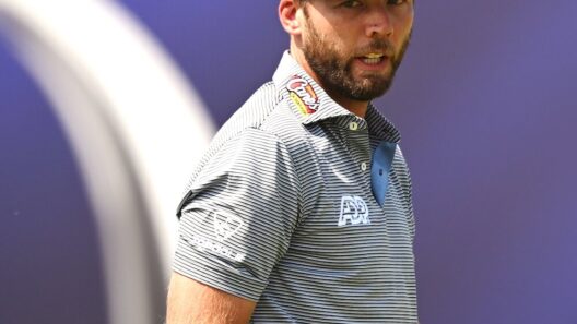 Herbert and Burns post record-tying rounds at Birkdale