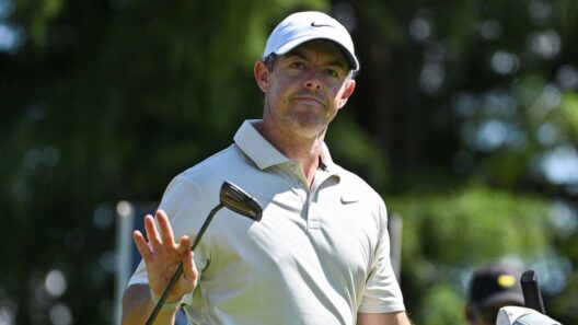 Rory McIlroy shoots 64, part of five-way tie for lead at BMW