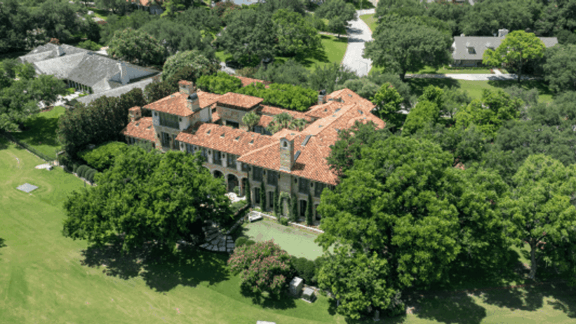 Landmark estate on Shady Oaks Golf Course redefines uuxury
