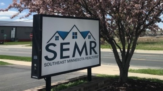 SEMR charity golf tournament to support Family Service Rochester | News