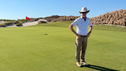 David McLay-Kidd tour of the Streamsong 5th golf course