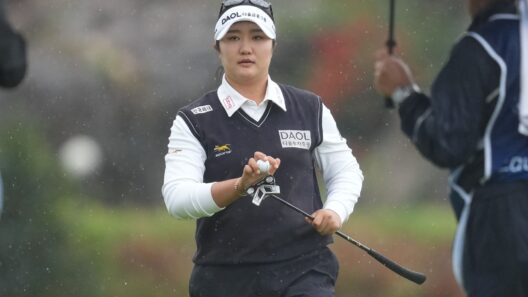 Choi has strong start at LPGA South Korea to move into a tie for 2nd place after 3 rounds