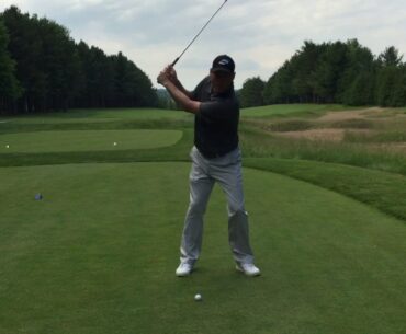How Do You Use Your Feet In Your Golf Swing  #golfcoach #golflesson #torontosgolfcoach