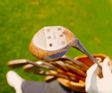 PGA Pro with 100-Year-Old Clubs VS Amateur!