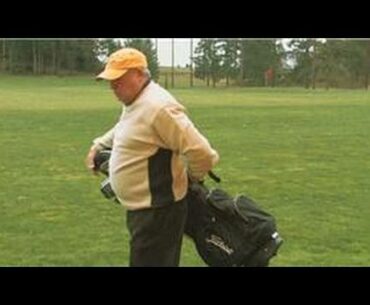 Golf Equipment : How to Carry a Golf Bag