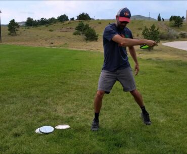 Horse stance and holding to the hit