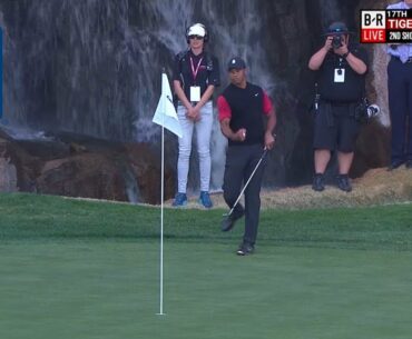 Tiger Woods chips in for birdie at No. 17 2018