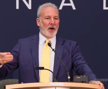 🔴 Peter Schiff talks gold investment strategies at mining conference in Canada