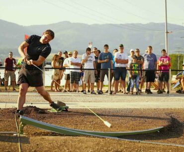 Farmers' Golf competition in Switzerland - Red Bull Hornussen
