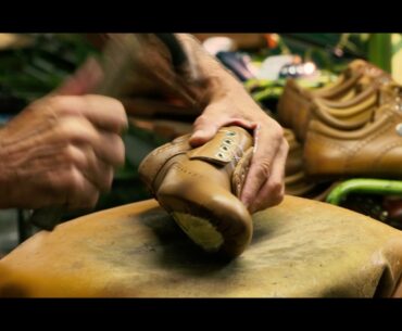 Royal Albartross Golf Shoe Promo Video
