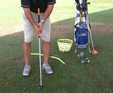 Golfing Tips : How to Hold a Belly Putter