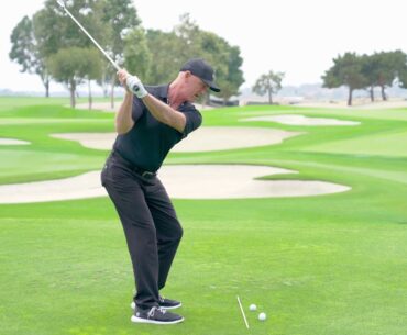 Tiger Woods and The Relationship Between Hip Mobility and Early Extension