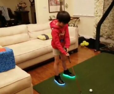 Jordan teaches how to swing a golf club