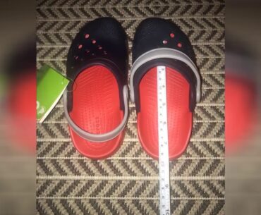 Review Crocs Kids' Boys and Girls Electro III Clog