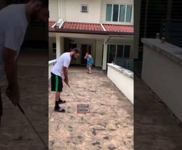 Golf ball catch
