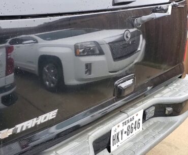 *****05 TAHOE****FLOWMASTER 50 SERIES COLD START 😎 (debadging the 05 tahoe)