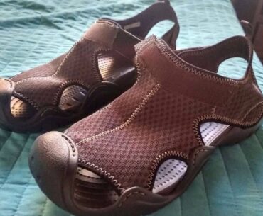 Review Crocs Men's Swiftwater Mesh Sandal
