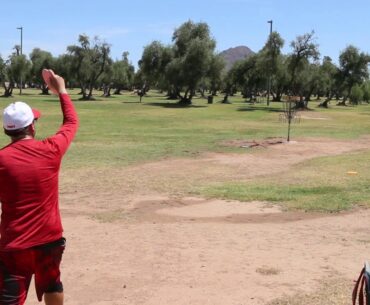 Making An Amazing Disc Golf Putt for Birdie on Hole #9 at Los Olivos