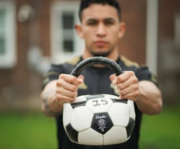 How To Make Cheap DIY Kettlebells From Footballs/Soccer Balls!
