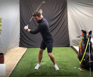 Role of the right leg drill right leg back exageratted