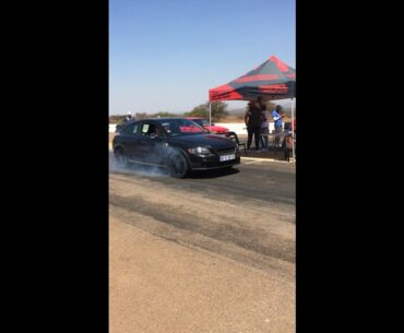 Volvo C30 T5 VS GOLF 7 Hybrid Turbo