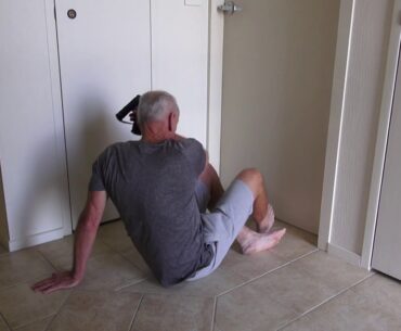 JH's ' Apartment'    Golf    swing  Workout  ...
