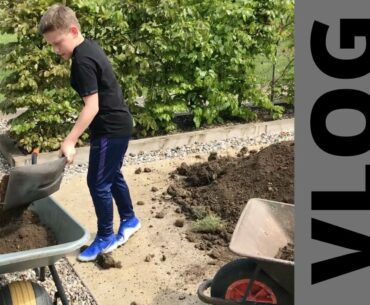My Goalkeeping VLOG - Week 18: Shovelling Dirt, New Tripod, Video with Kailem, Spurs Stadium Book