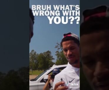 Zion Williamson breaks golf club...