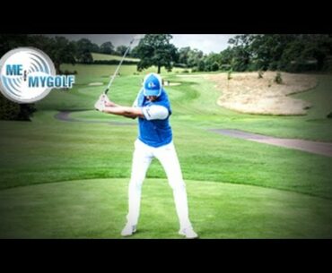 WIDE KNEES FOR A BETTER GOLF SWING