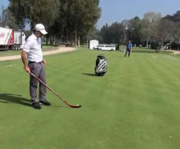 Molson Canadian 67: Golfers Try Hockey Sticks