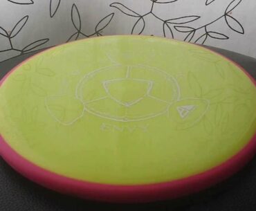 Axiom Discs Envy Putter MVP Neutron Disc Golf Disc Review: Disc Golf Nerd