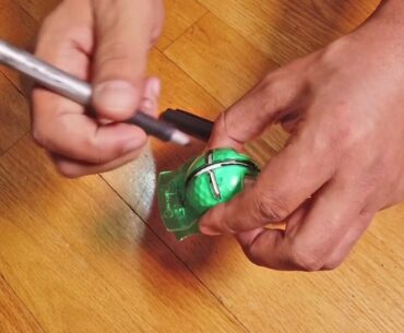 How to Use a Golf Ball Marker Tool to Improve Putting Practice