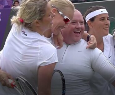 Kim Clijsters gives man tennis skirt for hit at Wimbledon 2017