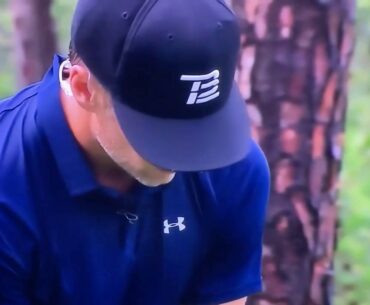 TOM BRADY SHOWS HE IS THE GOAT OFF THE TEE AT THE MATCH 2....