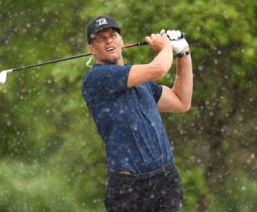 Tom Brady Drills Shot Of The Day On Hole 7 After Chuck Bets Against Him | Capital One's The Match