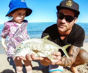 Amazing Beach Fishing With My Family - Ep 130