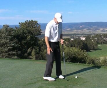 Rotary Swing: Weight on the balls of the feet
