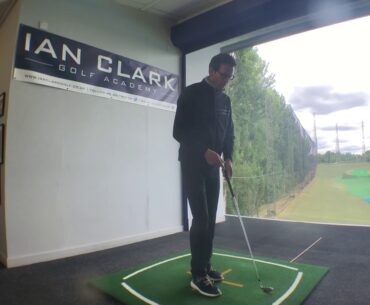 Better way to hold the golf club for better shots