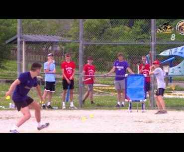 IMPOSSIBLE DIVING CATCH! - Outlaws vs Steamrollers Blitzball 2020