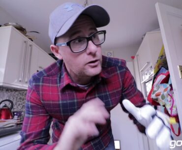 Stop Your Slice With A Pen Indoor Golf tips by Mark Crossfield