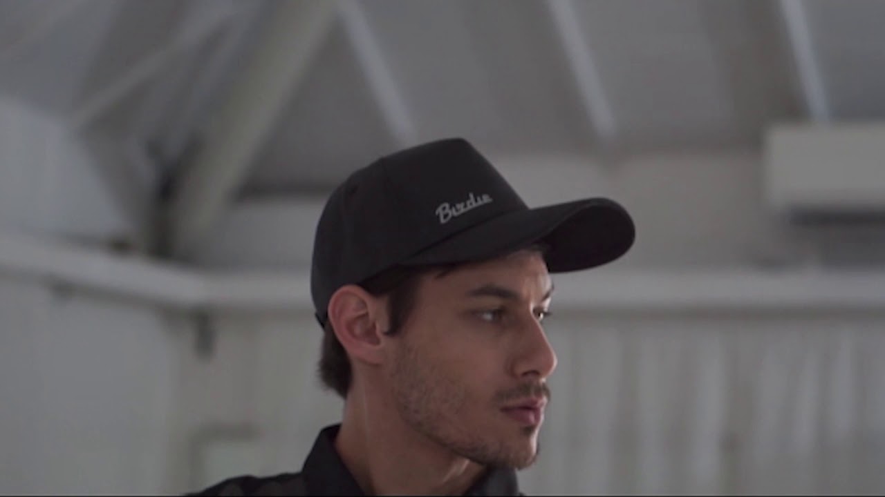 HELLO, It's BIRDIE ( GOLF, SPORT, AND LIFESTYLE ) HELLO, It's BIRDIE ( GOLF, SPORT, AND LIFESTYLE )