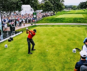Getting Head Nod from Tiger Woods at BMW Championship: Tiger Woods Swing