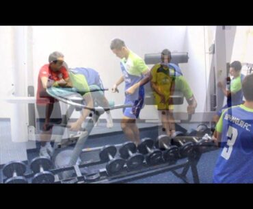 Suphanburi FC. @ Alpine Golf Resort Chiangmai : 13.01.2014 (Weight training)