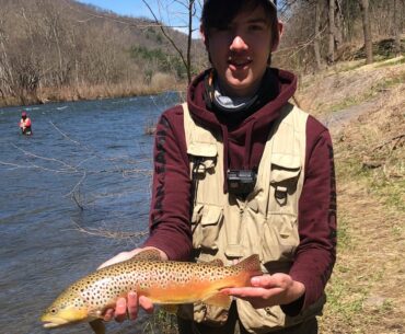 TROUT FISHING: Catching Brown and Rainbow Trout