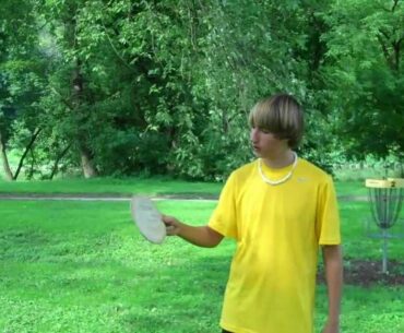 Disc Golf - Backhand Roller