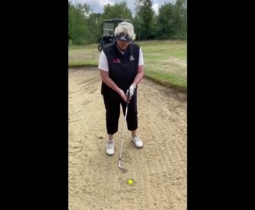 Plugged Lie in a Bunker? Help from Laura Davies!