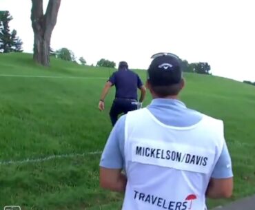 Phil Mickelson benefits from friendly Local Rule - Golf Rules
