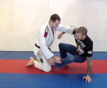 T Shirt Cross Choke.MOV