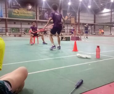 Shadow badminton practice use resistance
